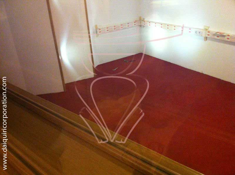 Fotografia obra daiquiri corporation, moqueta